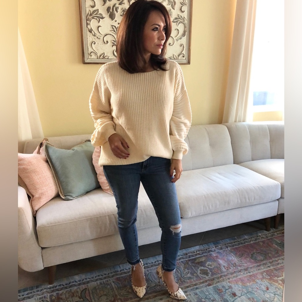 NWT Chunky Knit Cream Sweater